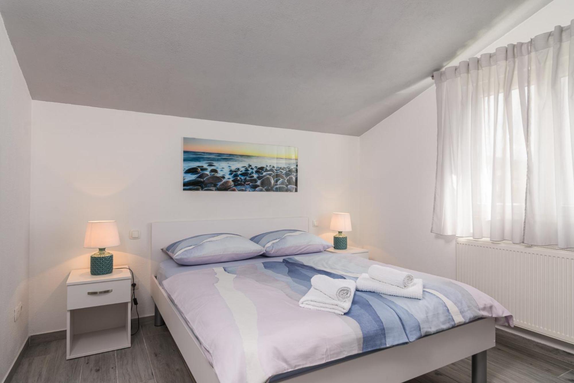 Rooms Anna Trogir Eksteriør bilde